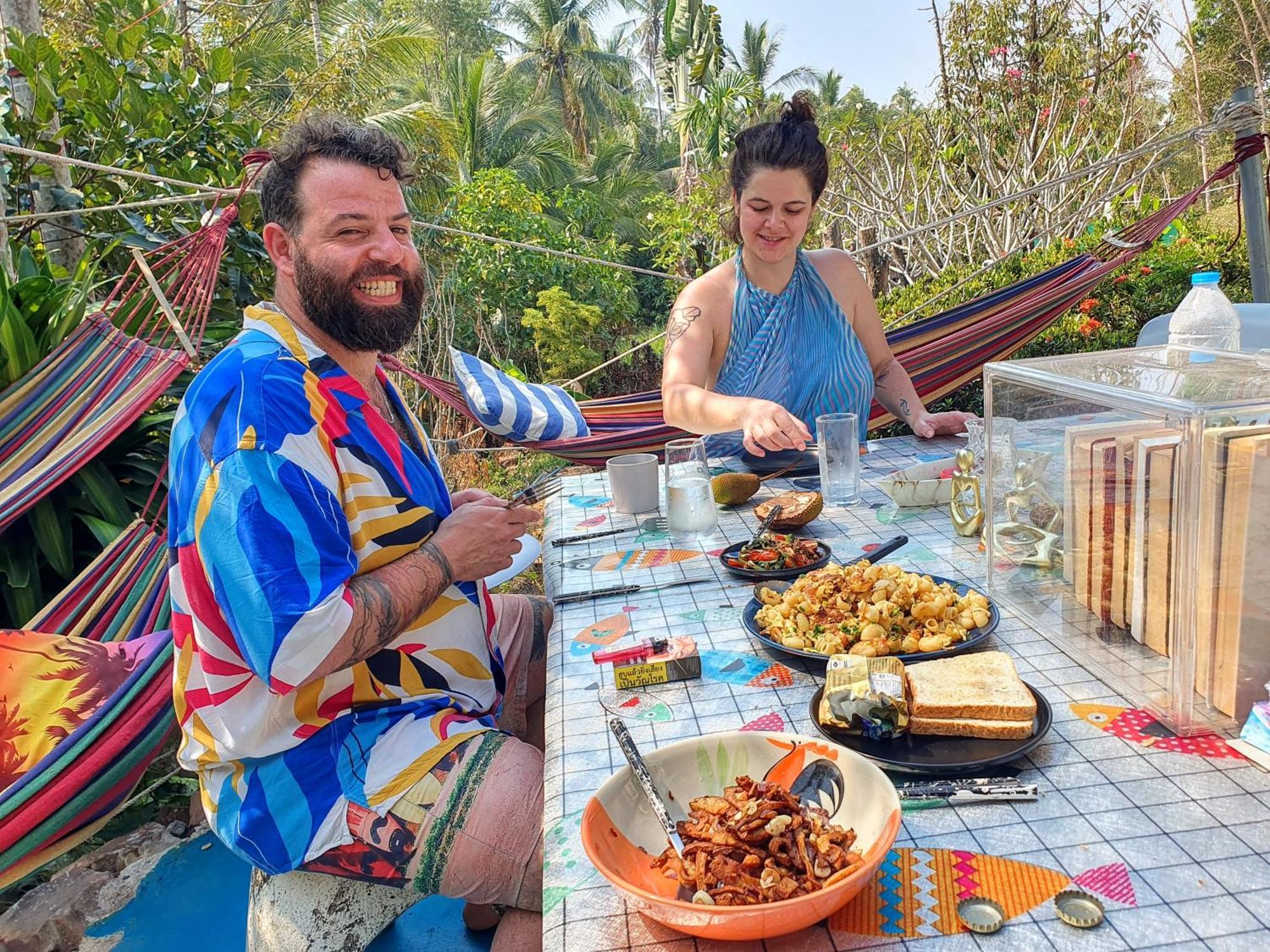Hyperluˢᵖᵃᶜᵉ Homestay